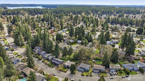 17621 157th Avenue SE Renton WA 98058
