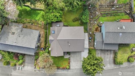 17621 157th Avenue SE Renton WA 98058