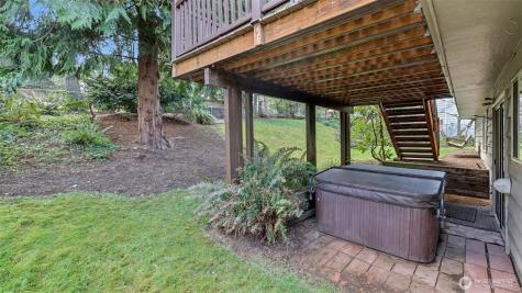 17621 157th Avenue SE Renton WA 98058