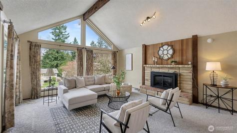 17621 157th Avenue SE Renton WA 98058