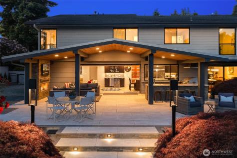 12 Columbia Key Bellevue WA 98006