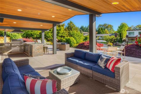 12 Columbia Key Bellevue WA 98006