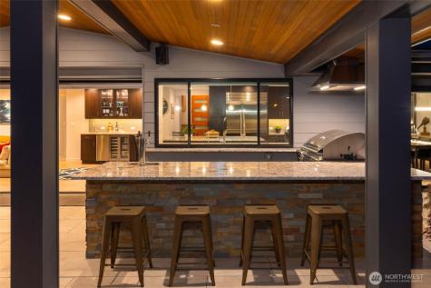12 Columbia Key Bellevue WA 98006