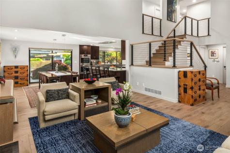 12 Columbia Key Bellevue WA 98006