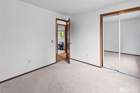 5061 NW Lakeness Poulsbo WA 98370