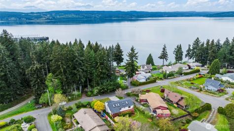 5061 NW Lakeness Poulsbo WA 98370