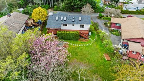 5061 NW Lakeness Poulsbo WA 98370