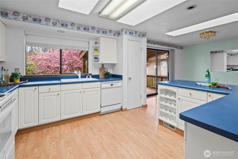 5061 NW Lakeness Poulsbo WA 98370