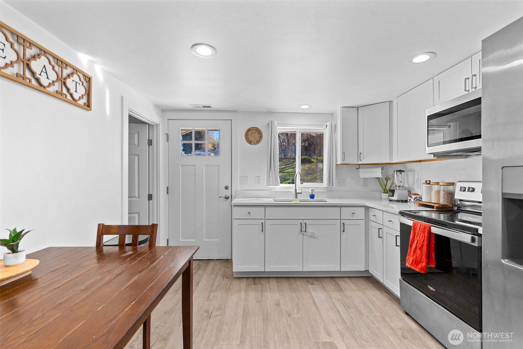 325 Eastmont Avenue East Wenatchee WA 98802