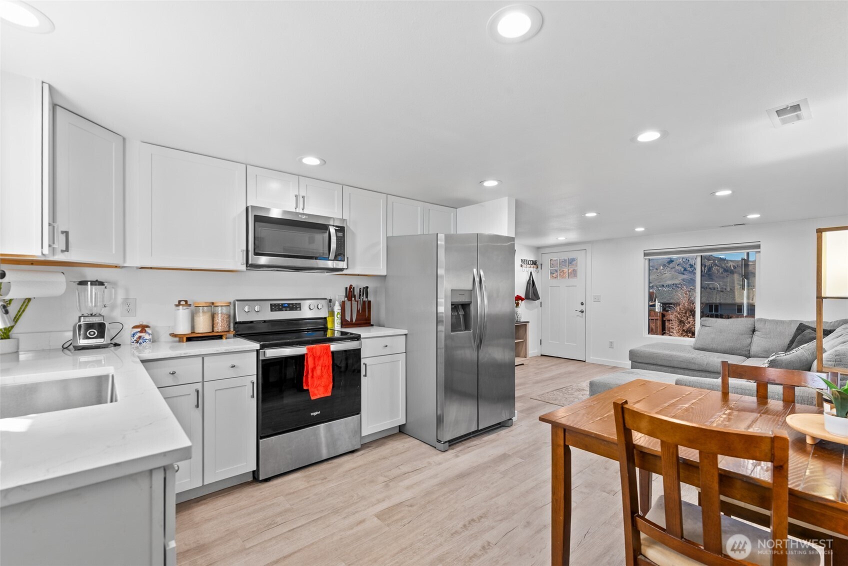 325 Eastmont Avenue East Wenatchee WA 98802