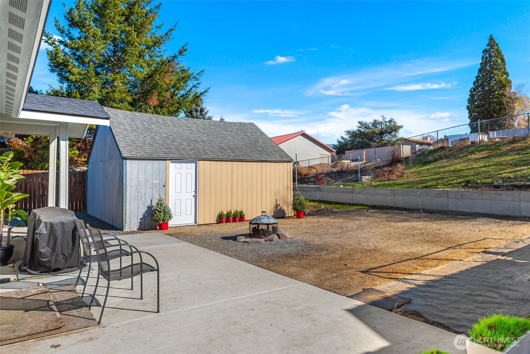 325 Eastmont Avenue East Wenatchee WA 98802