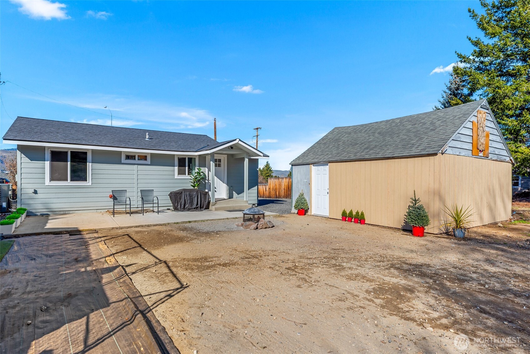 325 Eastmont Avenue East Wenatchee WA 98802
