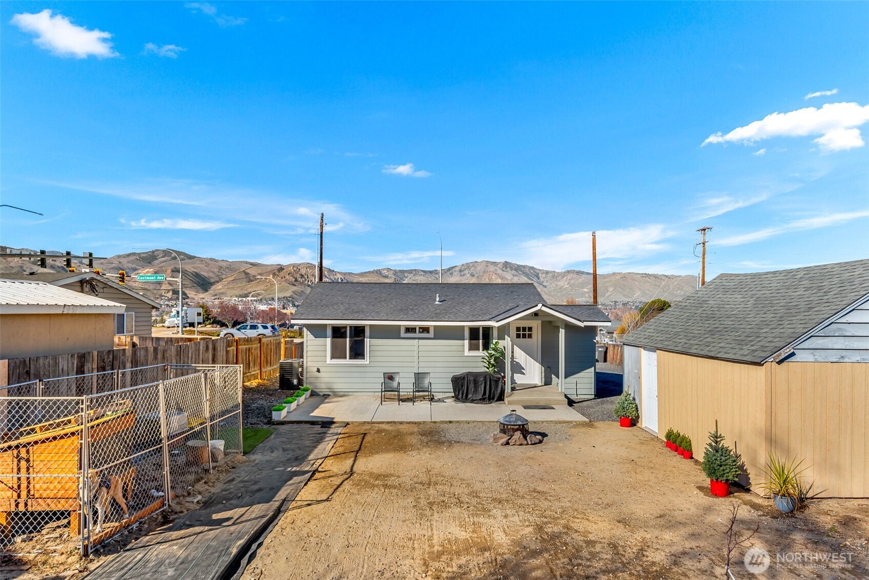 325 Eastmont Avenue East Wenatchee WA 98802