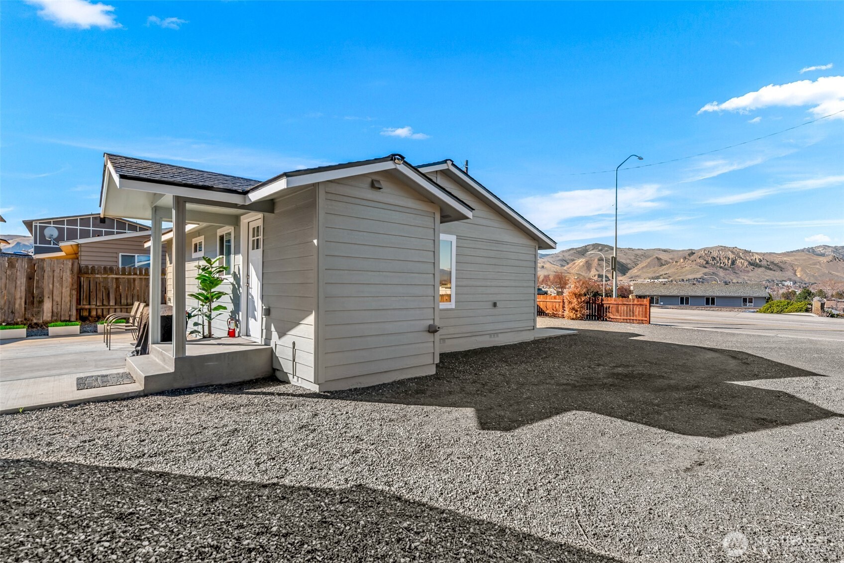 325 Eastmont Avenue East Wenatchee WA 98802