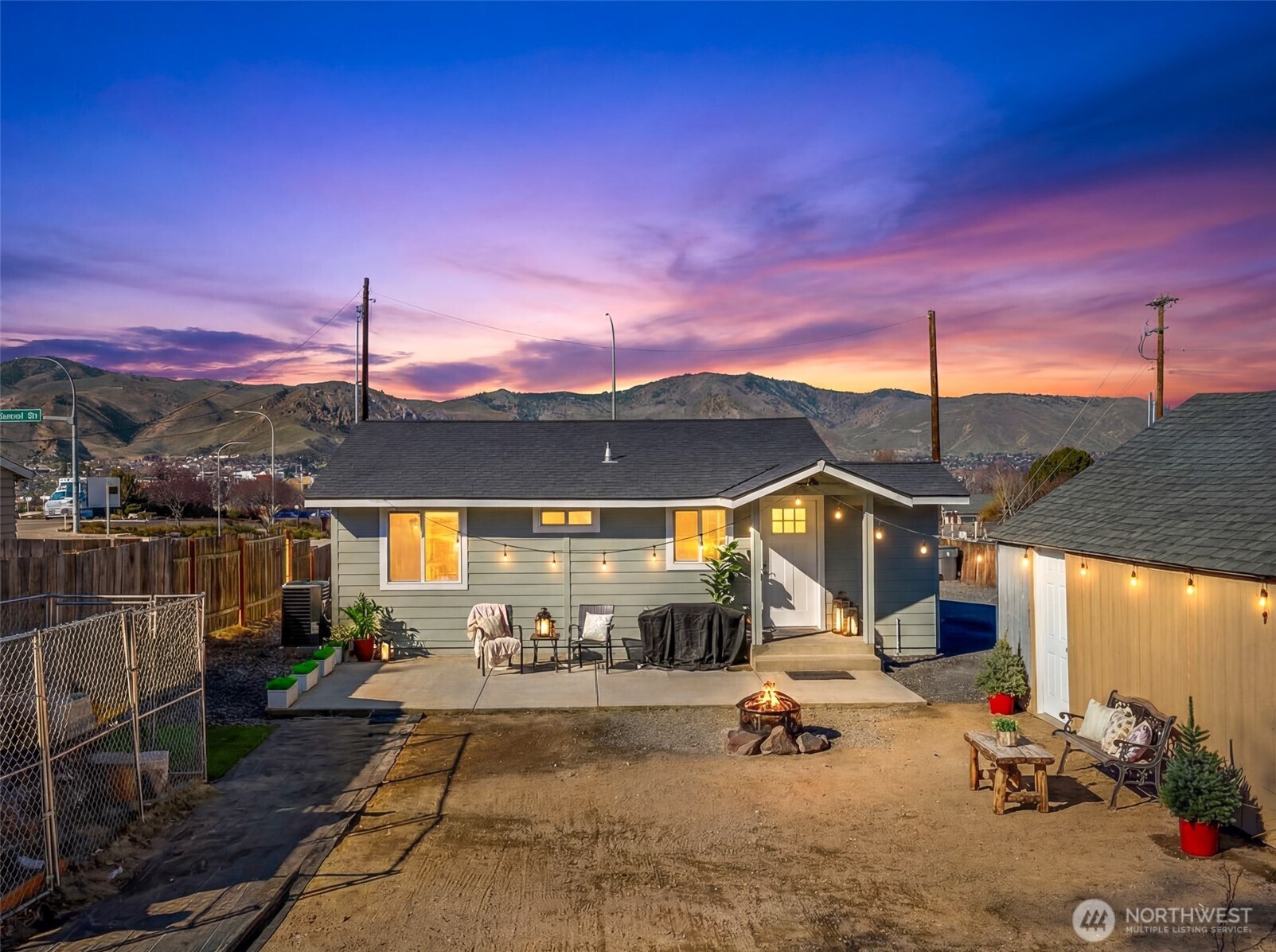 325 Eastmont Avenue East Wenatchee WA 98802