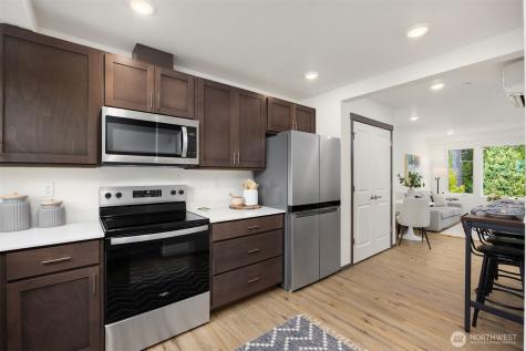 1349 Nolta Loop NE Bainbridge Island WA 98110