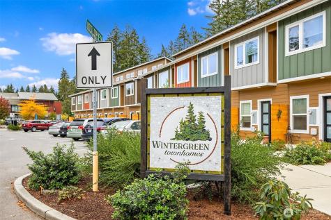 1349 Nolta Loop NE Bainbridge Island WA 98110