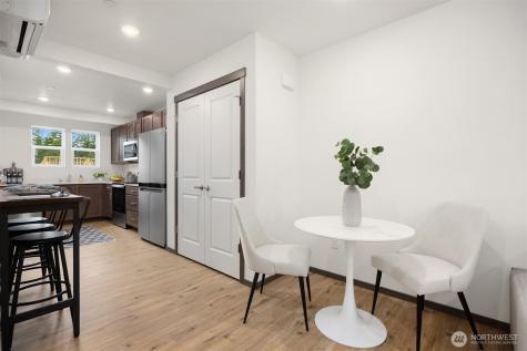 1349 Nolta Loop NE Bainbridge Island WA 98110