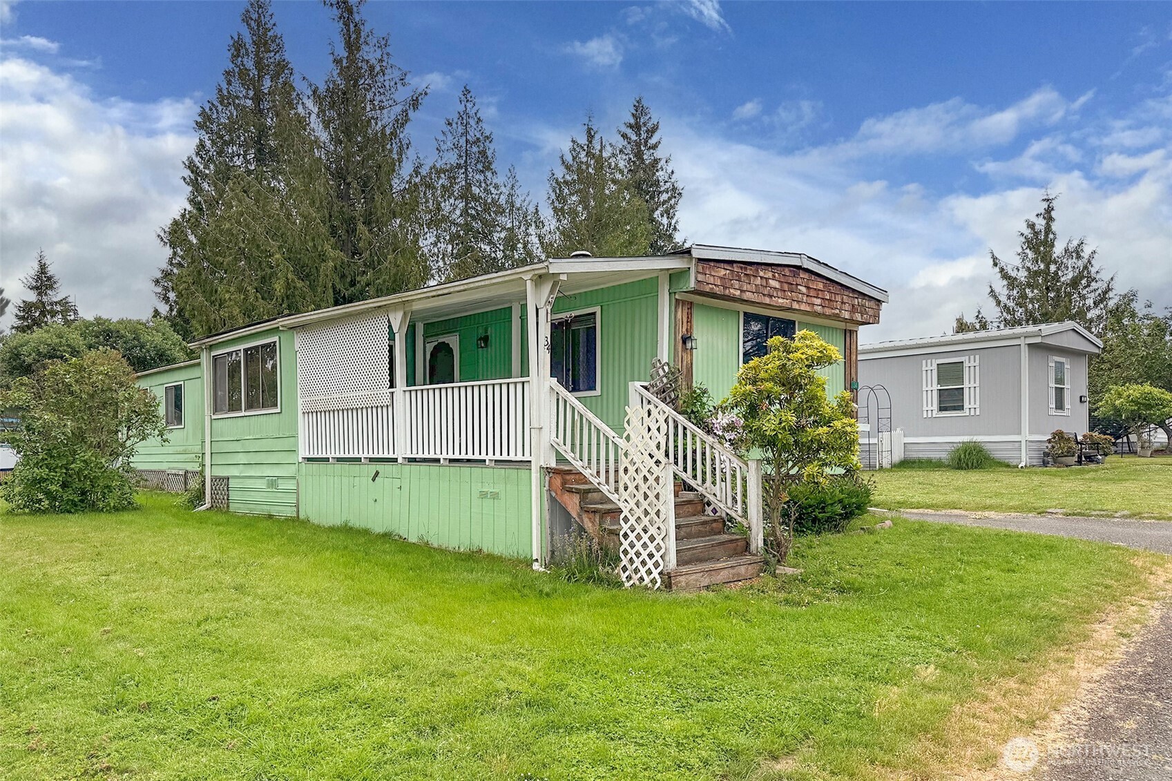 90 Baywood Village Sequim WA 98382