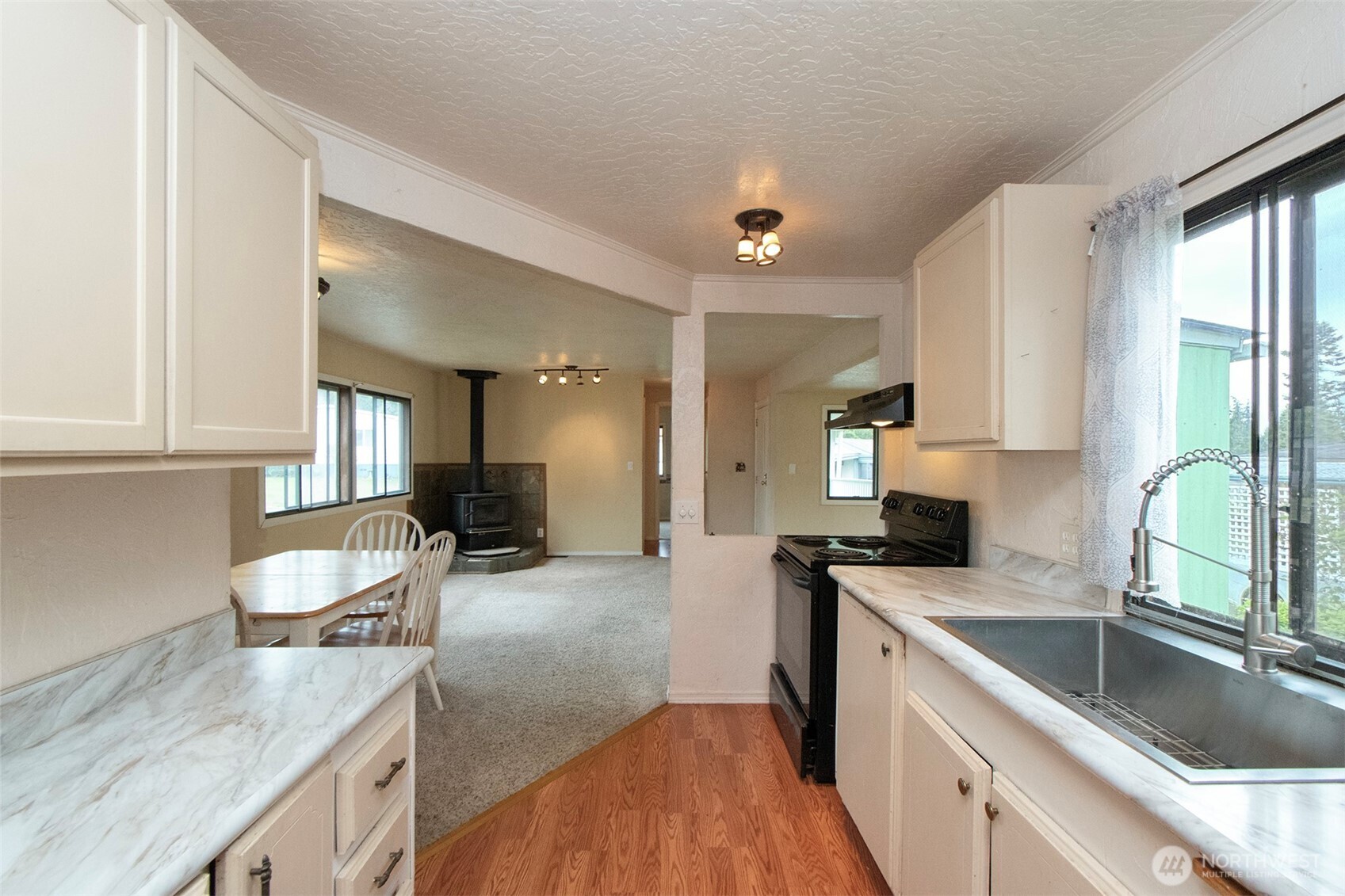 90 Baywood Village Sequim WA 98382