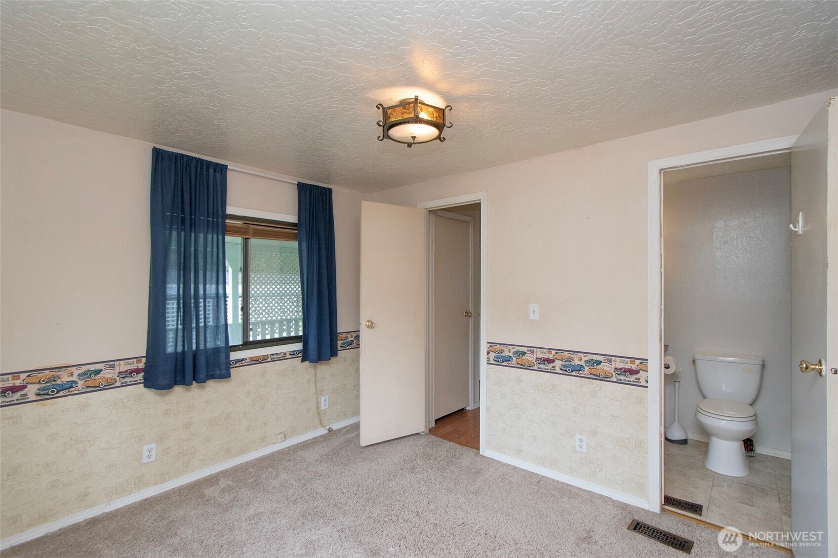 90 Baywood Village Sequim WA 98382