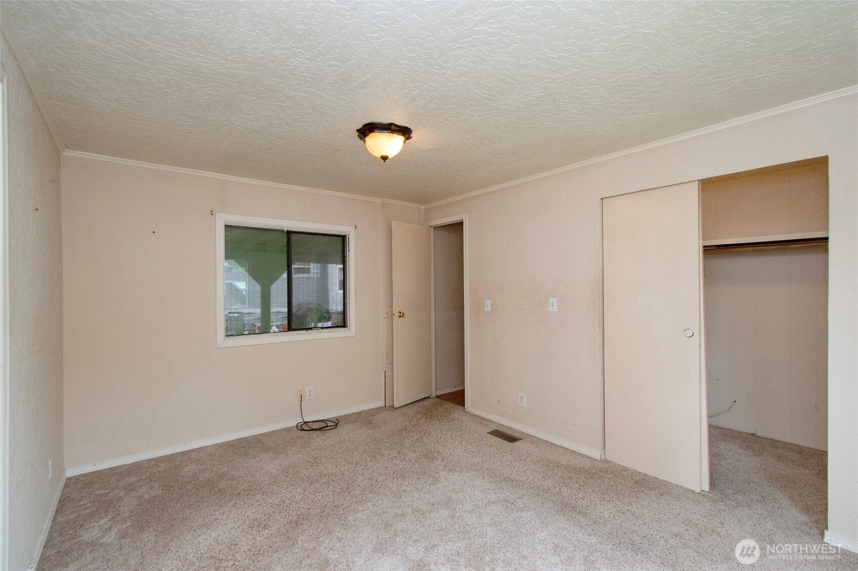 90 Baywood Village Sequim WA 98382