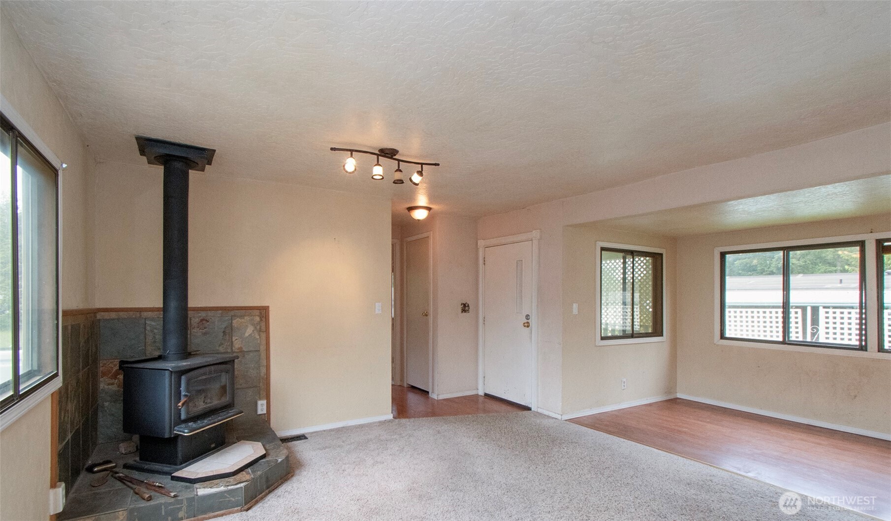 90 Baywood Village Sequim WA 98382