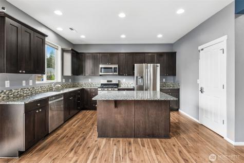 8022 175th Street Ct E Puyallup WA 98375