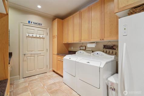 16912 SE Licorice Way Newcastle WA 98059