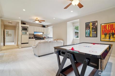 16912 SE Licorice Way Newcastle WA 98059