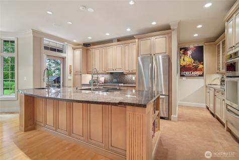 16912 SE Licorice Way Newcastle WA 98059