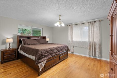 11210 111th Street SW Lakewood WA 98498