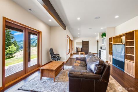 23738 Carlson Place Mount Vernon WA 98274