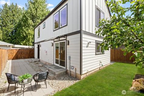 14338 Ashworth Avenue N Seattle WA 98133