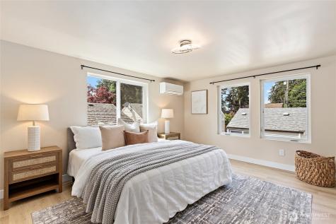 14338 Ashworth Avenue N Seattle WA 98133