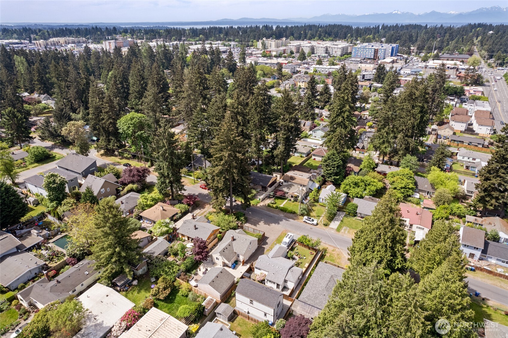 14338 Ashworth Avenue N Seattle WA 98133
