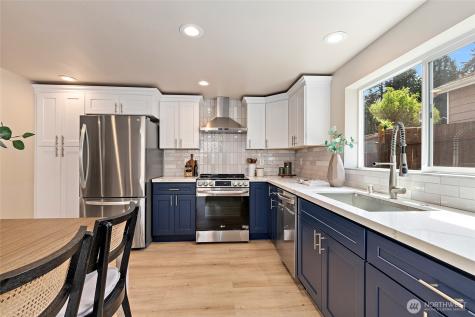 14338 Ashworth Avenue N Seattle WA 98133