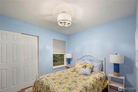 10405 Olympic Place Anderson Island WA 98303