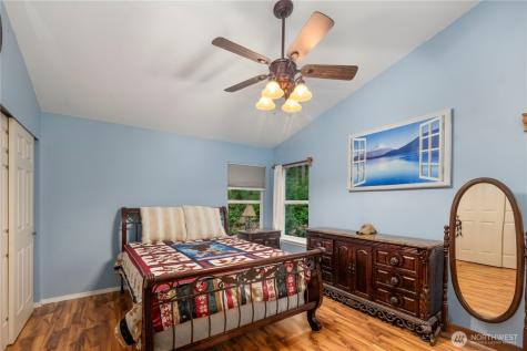 10405 Olympic Place Anderson Island WA 98303