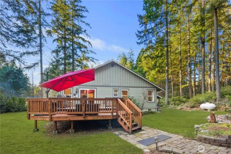 10405 Olympic Place Anderson Island WA 98303