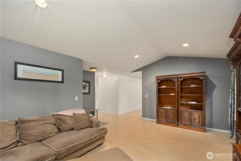 10405 Olympic Place Anderson Island WA 98303