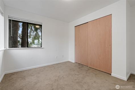 4806 Sunrise Beach Road NW Olympia WA 98502