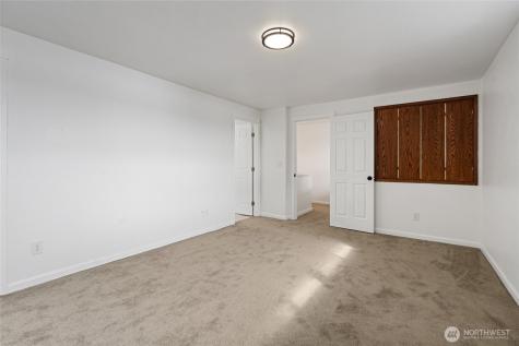 4806 Sunrise Beach Road NW Olympia WA 98502