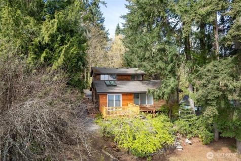 4806 Sunrise Beach Road NW Olympia WA 98502