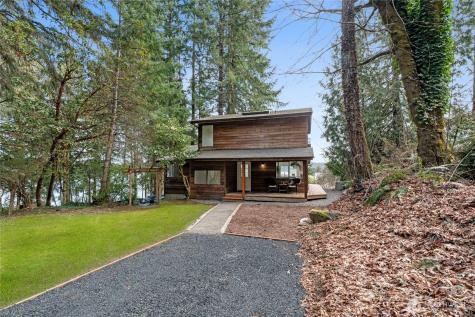 4806 Sunrise Beach Road NW Olympia WA 98502