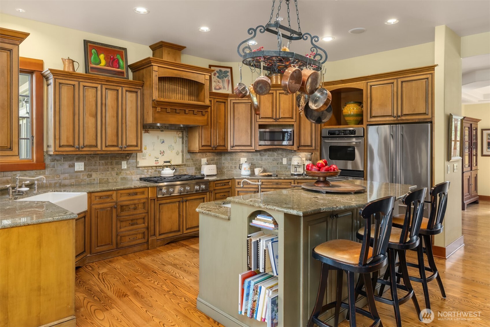 22783 Tranquility Place NE Kingston WA 98346