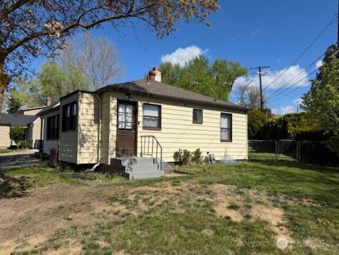 4413 Terrace Heights Drive Yakima WA 98901