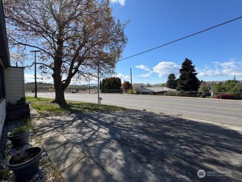 4413 Terrace Heights Drive Yakima WA 98901