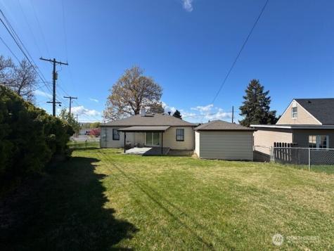 4413 Terrace Heights Drive Yakima WA 98901