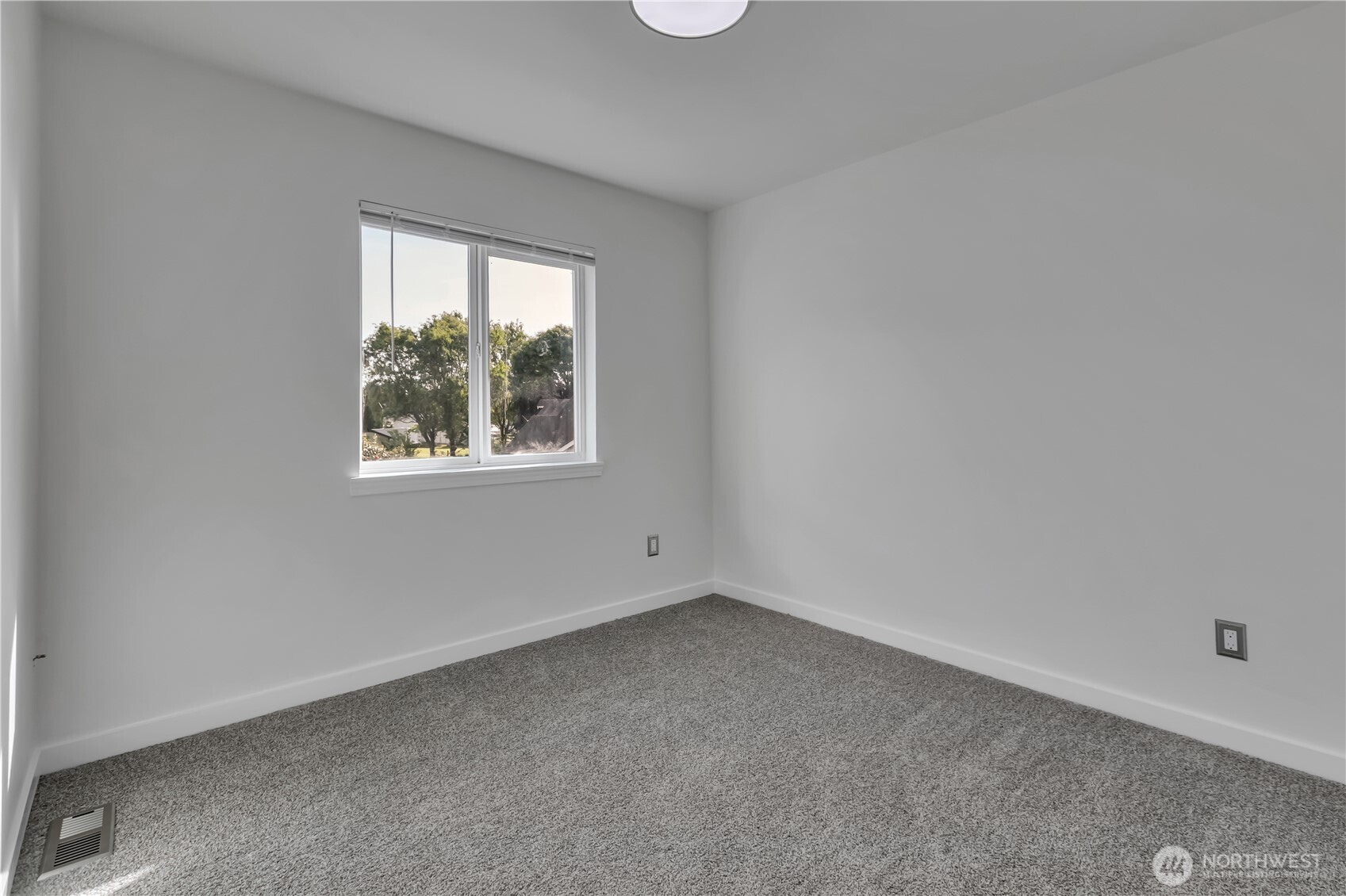439 Hawthorne Avenue S Auburn WA 98047